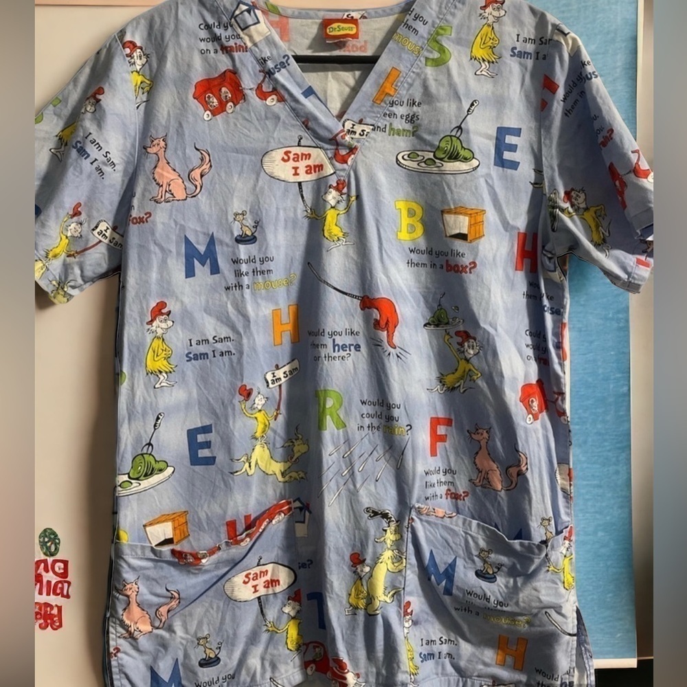 Green Eggs and Ham Scrub Top | Official Dr Seuss | Womens SMALL